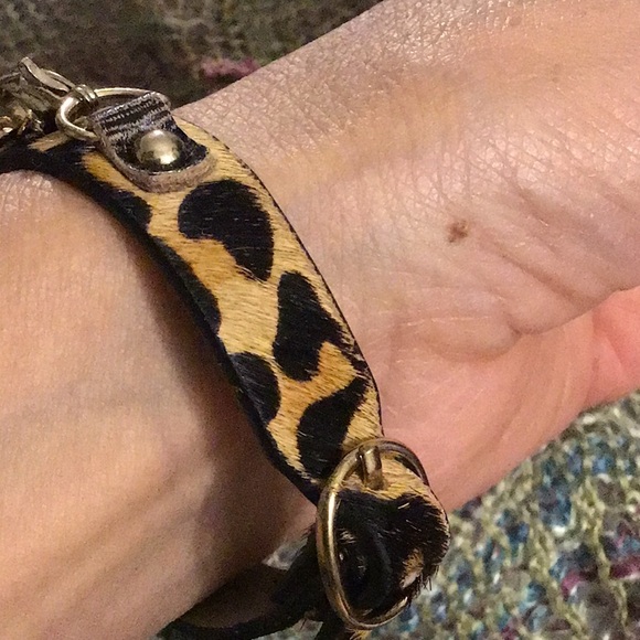 Leopard Bracelet - Picture 11 of 16